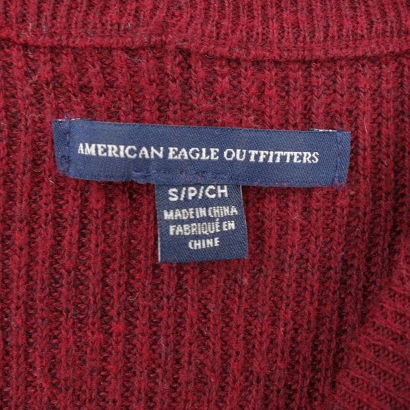 American Eagle Sweater Womens Small Red Long Sleeve Crew Neck Pullover Knit - Picture 3 of 9
